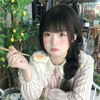 波丽士很忙
